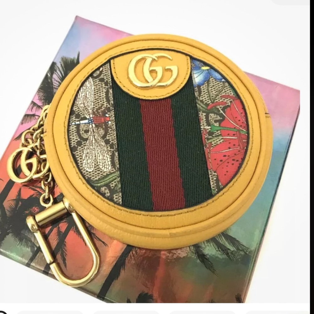 Gucci Round Coin Purse with Dragonfly Design GG logo like new